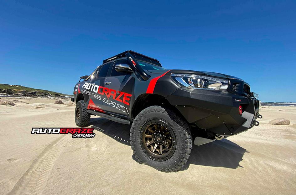 TOYOTA HILUX N80 4WD COVERT BRONZE BLACK LIP